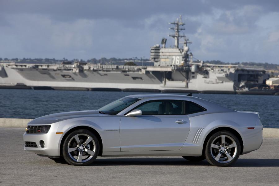  Chevrolet Camaro 2011 года  (фото 13 из 14)